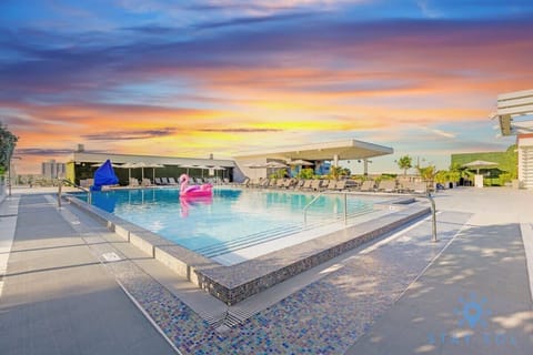 An infinity pool, a rooftop pool