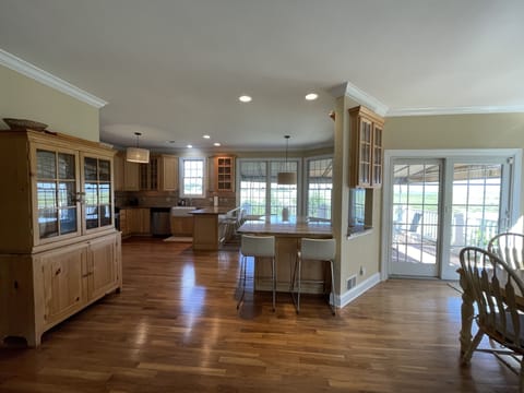 Kitchen Wet Bar Dining Area with Views of the Wetlands and Bay 