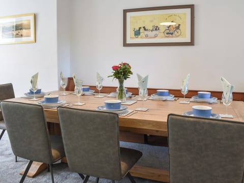 Dining room | Bryn Y Felin, Dyffryn Ardudwy, near Harlech