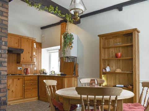 Open plan living space | Primrose Cottage, Bowness-on-Windermere