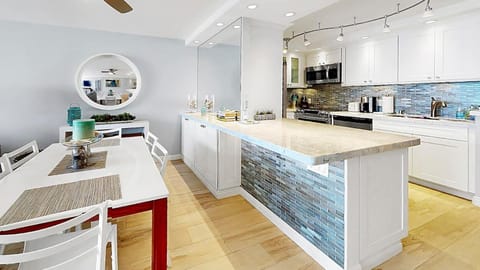 Modern amenities make this light-filled condo easy to enjoy and relax in.