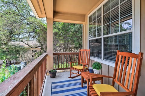 Lago Vista Vacation Rental | 3BR | 2.5BA | 1,540 Sq Ft | Steps Required