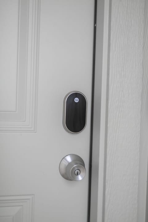 Convenient Automated Door Locks to get rid of the hassle of keeping up with keys