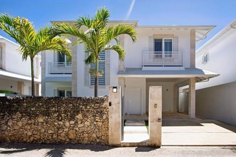 Welcome to Our Villa!