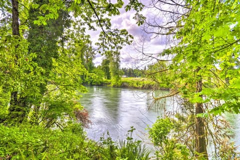 Clackamas River