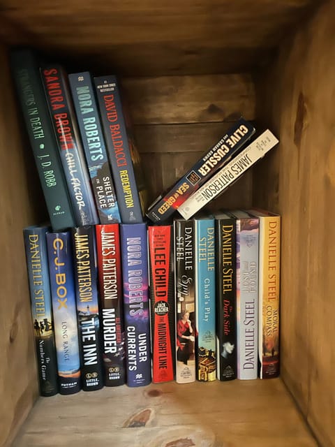 Little library for guest use :-)