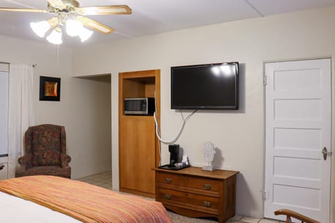 Bonnie Inn Unit 6 Bedroom 7 27