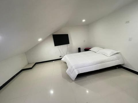 5 bedrooms, WiFi