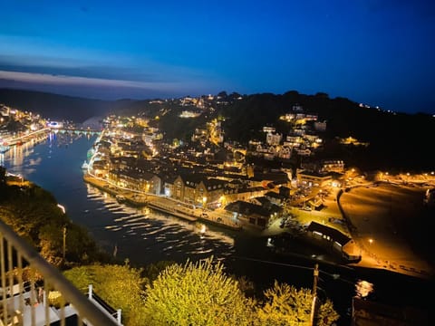 Cocktail time with a view to die for 