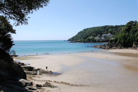 Beach nearby, sun loungers