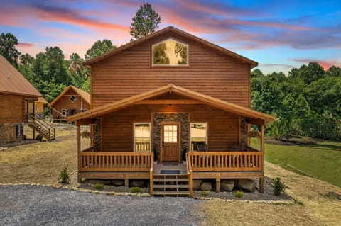 Southern Belle cabin is a beauty!