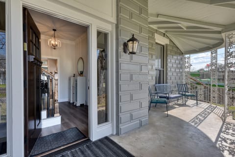 Front door facing E. San Antonio St.