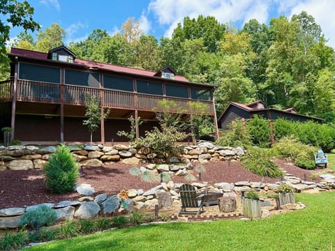 Creek Waters Log Cabin with huge screened porch