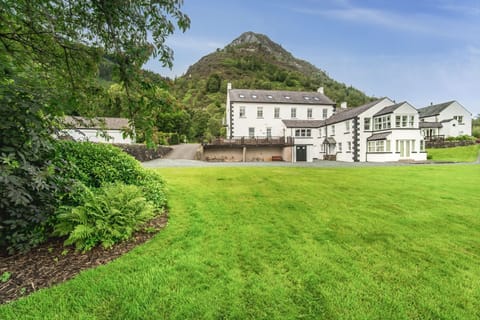 The property sits at the foot of Barf Fell and Lord's Seat, named so for its unobstructed 360 degree views
