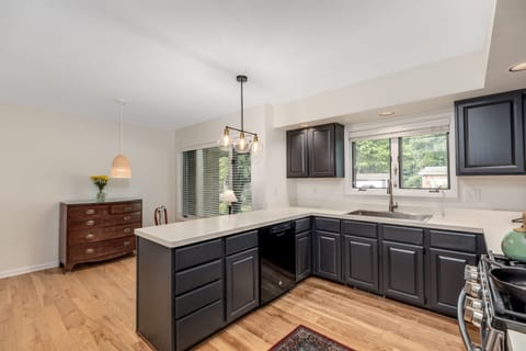 Kitchen and Breakfast Nook
