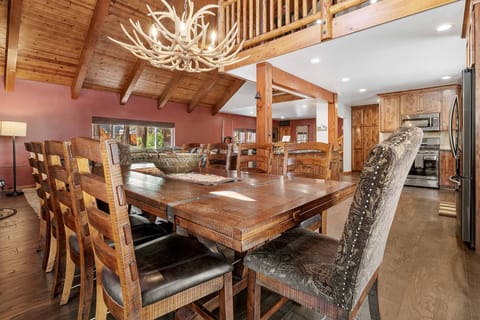 Rustic Ridge Manor-112