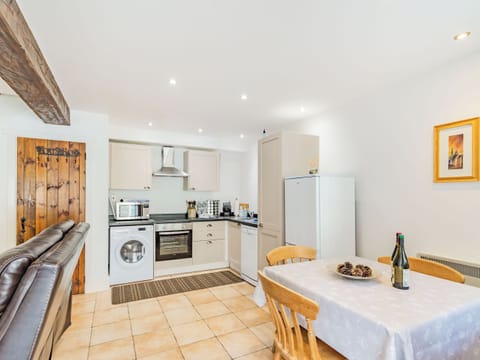 Kitchen/diner | Claro Cottage - Stables Retreats, Pateley Bridge, near Harrogate