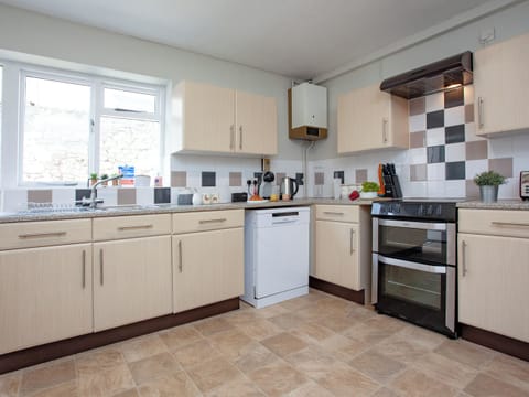 Kitchen/diner | Jubilee Cottage, Dawlish