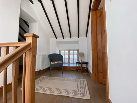 Landing area - cottage 2.