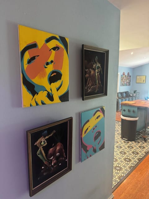 Pop Art Gallery – Stylish, colorful pop art greets you in the hallway, adding an artistic flair to your stay