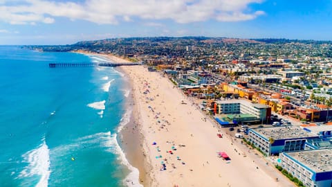 Beach nearby, beach towels