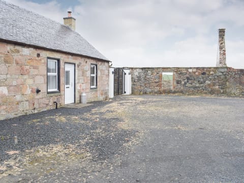 Exterior | Dairy Cottage - Maybole Cottages, Maybole