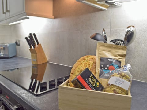 Welcome pack | Bristol House, New Quay