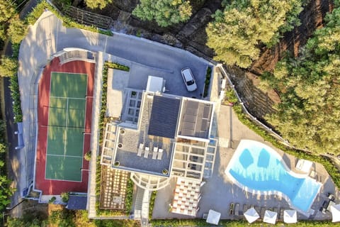 Indoor pool, a heated pool