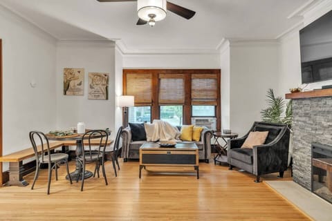 Elegant, open living room, Plenty of seating options. 4k UHD tv. Luxury furniture