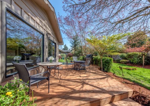 Back patio with fire pit and BQ