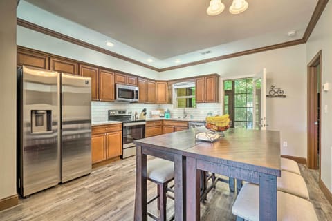 Kitchen | Basic Cooking Essentials | Dishwasher | Keurig Coffee Maker