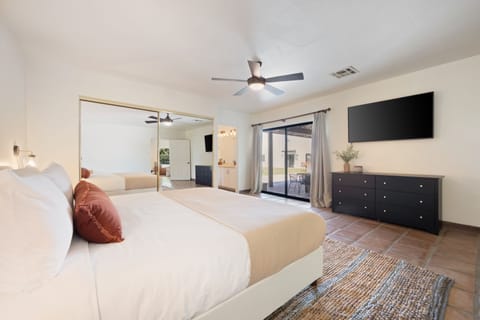 8 bedrooms, iron/ironing board, travel crib, free WiFi