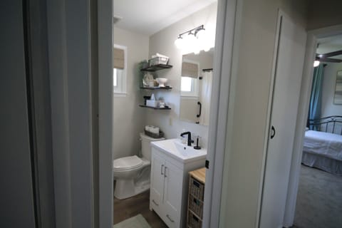 Combined shower/tub, hair dryer, towels, soap