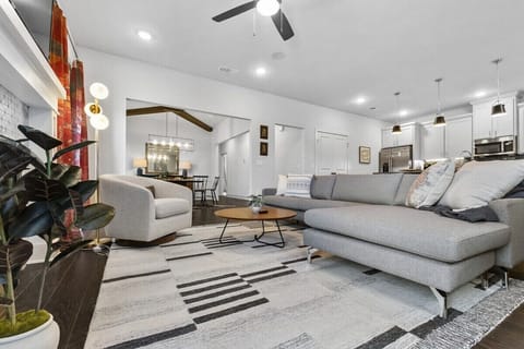 We love the modern decor in here.