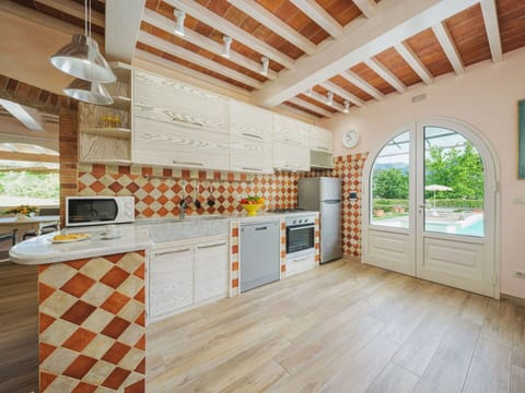 Property, Cabinetry, Countertop, Wood, Building, Kitchen, Interior Design, Flooring, Floor, Wood Stain