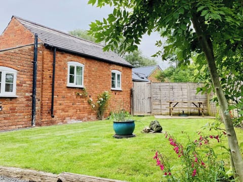 Garden | The Parlour, Earl’s Croome, near Great Malvern