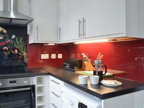 Delightful and stylish kitchen | Rocky Mountain View, Glencoe