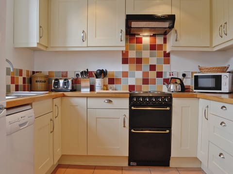 Kitchen | Rathlin Coach House, Comrie, nr. Crieff