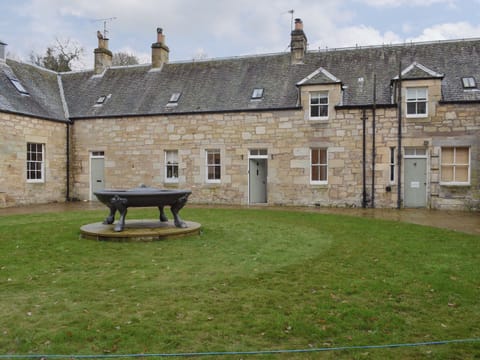 Exterior | Coachman’s Cottage, Falkland