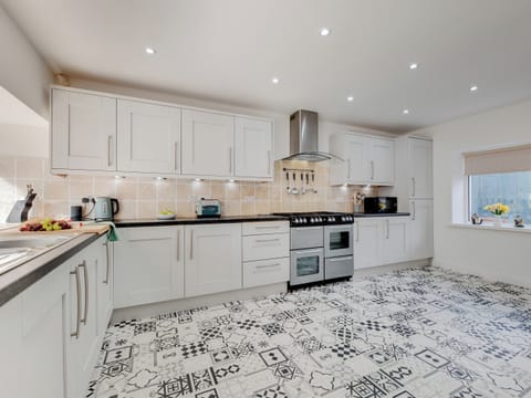 Kitchen | The Old Forge - Wooler Country Cottages, Wooler