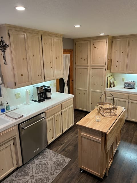 Coffee pot, Keurig, new dishwasher, toaster oven, double ovens and crock pot.