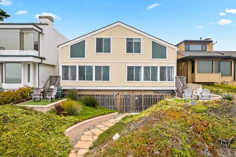 Reserve both sides of this duplex for your larger group. Contact us for details