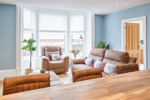 The Seaside Escape, Saltburn-by-the-Sea - Host & Stay