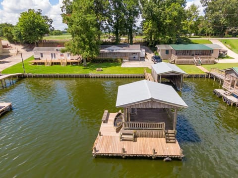 Cheap Waterfront on False River | False River, LA | VacationRenter