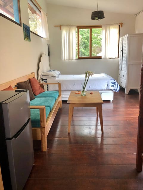 1 bedroom, iron/ironing board, internet, bed sheets