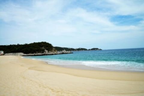 Beach nearby, beach towels