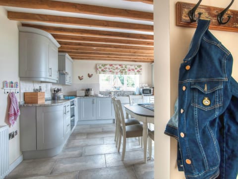 Interior | Ty Gan y Mor - Morfa Nefyn Holiday Cottages, Nefyn, Llyn Peninsula