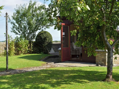 Outdoor | West Cottage, Freuchie, Nr Cupar