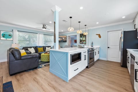 Beautiful open kitchen with large peninsula