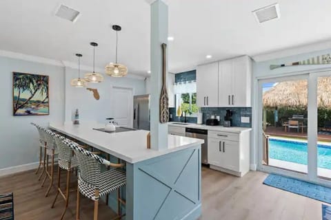 Ample counter space beautifully finished with carrara marble
